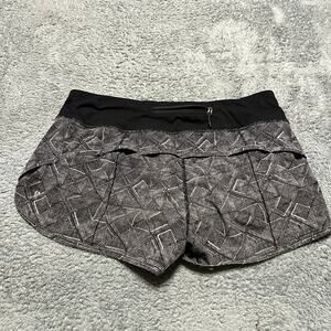 Lululemon Speed Short Womens 8 Daisy Dust Alpine White Black W7AFSS